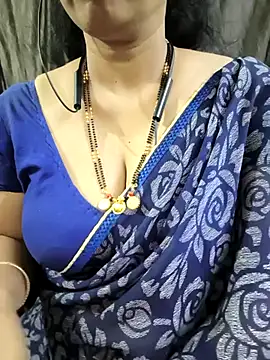 bhuvana555 online show from April 3, 2026, 4:57 pm