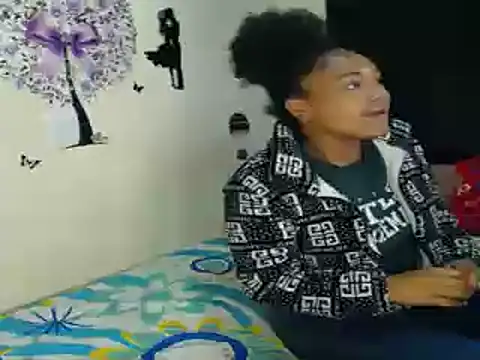 Snapshot of katty_ebonny chatting on February 28, 2025, 3:59 am katty ebonny online show from February 28, 2025, 3:59 am