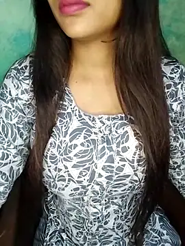 Snapshot of Sreya213 chatting on October 16, 2025, 4:10 am Sreya213 online show from October 16, 2025, 4:10 am