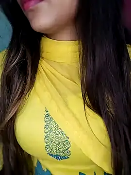 Snapshot of Sreya213 chatting on January 26, 2025, 8:13 pm Sreya213 online show from January 26, 2025, 8:13 pm