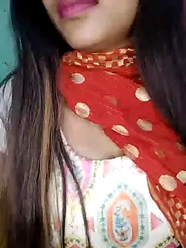 Snapshot of Sreya213 chatting on January 15, 2025, 10:24 pm Sreya213 online show from January 15, 2025, 10:24 pm
