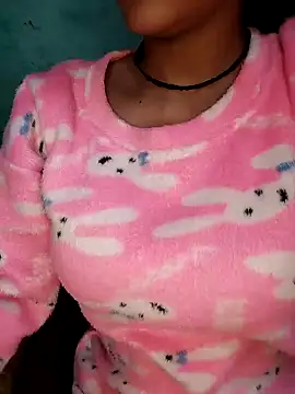 Snapshot of Sreya213 chatting on January 12, 2025, 2:09 pm Sreya213 online show from January 12, 2025, 2:09 pm