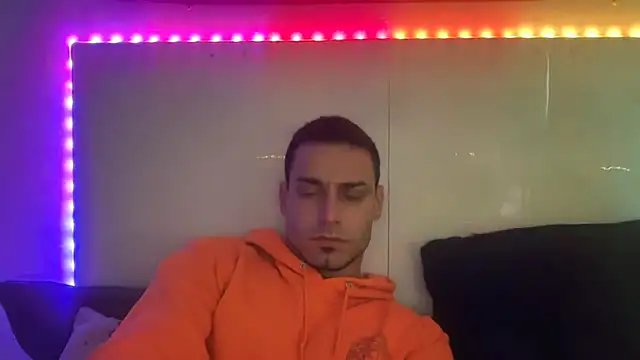 hot shot 13 online show from November 17, 2025, 5:17 pm