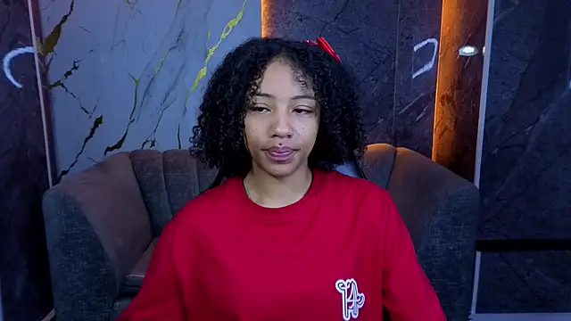 Violeth b online show from March 19, 2026, 12:38 pm