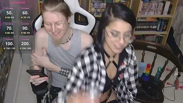 LisandreLaVenale online show from November 26, 2025, 9:48 pm