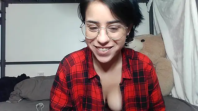 LisandreLaVenale online show from January 29, 2025, 8:25 pm