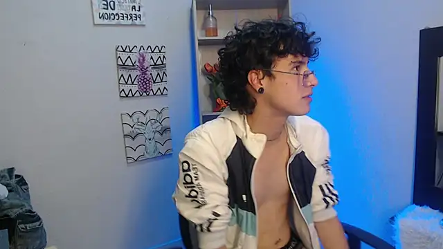 Jeam hot online show from January 12, 2025, 1:32 am