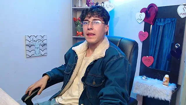 Jeam hot online show from March 17, 2025, 8:30 pm