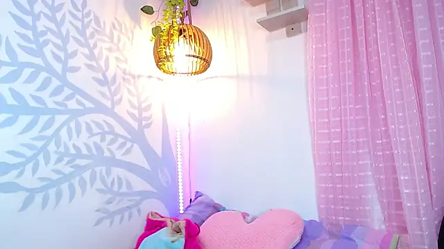 Alison Wiley online show from April 3, 2026, 6:42 am