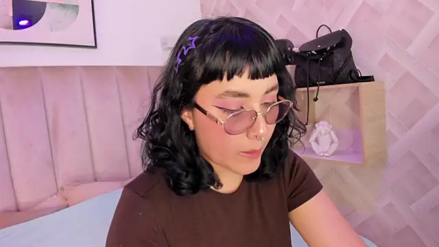 Snapshot of Haru_Bonny chatting on January 17, 2026, 8:45 pm Haru Bonny online show from January 17, 2026, 8:45 pm