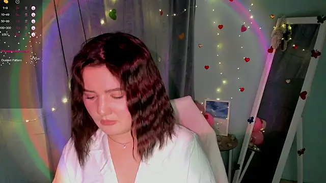 Lei White online show from February 18, 2025, 11:30 pm