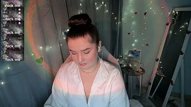 Lei White online show from February 8, 2025, 9:46 pm