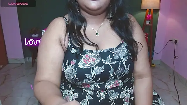 Naughty Ayesha1 online show from October 31, 2025, 7:32 pm