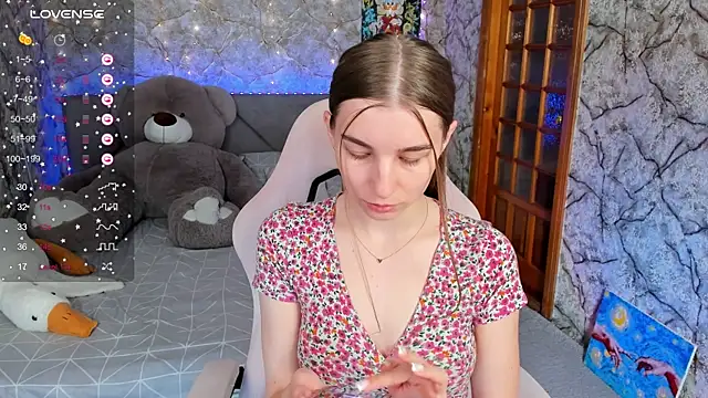  flowersweeet  online show from October 3, 2025, 12:17 pm