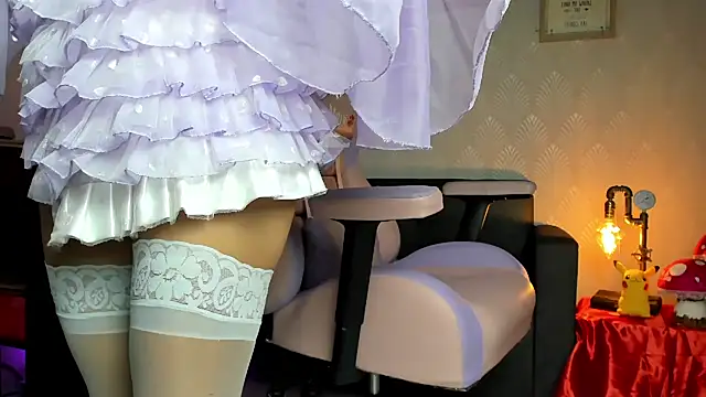 Alaia Love77 online show from April 2, 2026, 2:13 pm