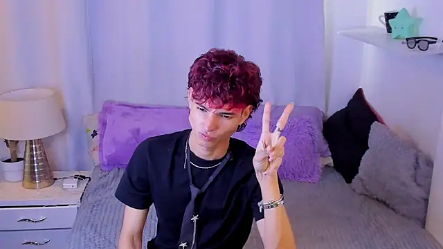 santy-kitty online show from April 25, 2026, 10:40 pm