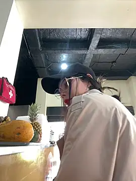 EemaHaruki online show from March 21, 2025, 6:40 pm