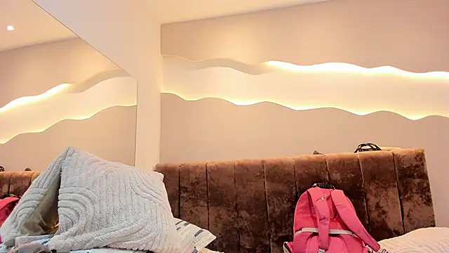 Alisson am online show from April 17, 2026, 12:08 pm