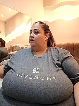 Snapshot of Alisson_am chatting on March 1, 2026, 10:32 pm Alisson am online show from March 1, 2026, 10:32 pm