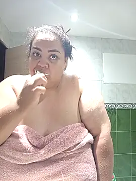 Snapshot of Alisson_am chatting on December 23, 2025, 8:13 am Alisson am online show from December 23, 2025, 8:13 am