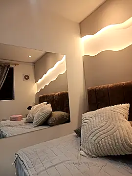 Snapshot of Alisson_am chatting on December 5, 2025, 11:20 am Alisson am online show from December 5, 2025, 11:20 am