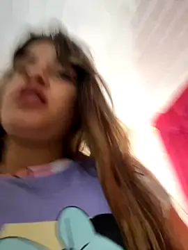 perlita05 online show from September 30, 2025, 3:40 pm