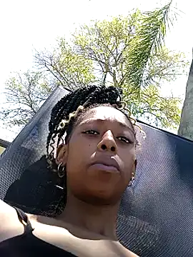 02Boitybaby online show from December 4, 2024, 9:01 am