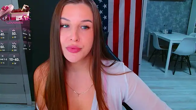 Snapshot of Your_Katy chatting on October 31, 2025, 11:18 am Your Katy online show from October 31, 2025, 11:18 am