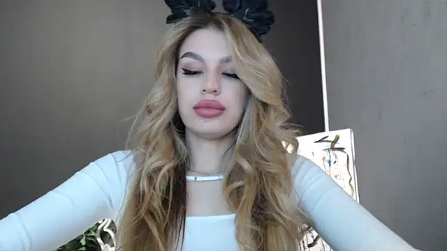 Your Jessy online show from November 1, 2025, 12:32 pm