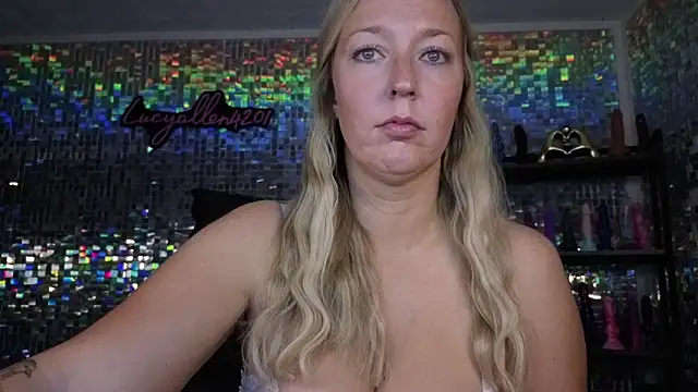 Snapshot of lucyallen4201 chatting on September 18, 2025, 10:51 am lucyallen4201 online show from September 18, 2025, 10:51 am