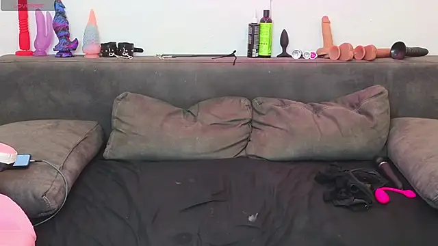 Milas Dreams online show from October 16, 2025, 7:33 pm