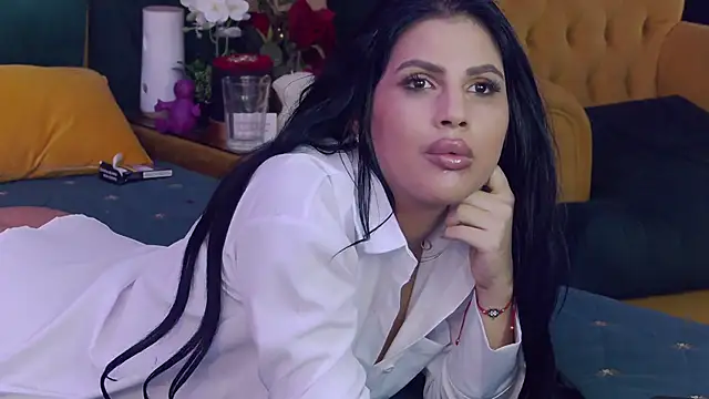 GiuliaHarvey online show from March 22, 2025, 3:41 am