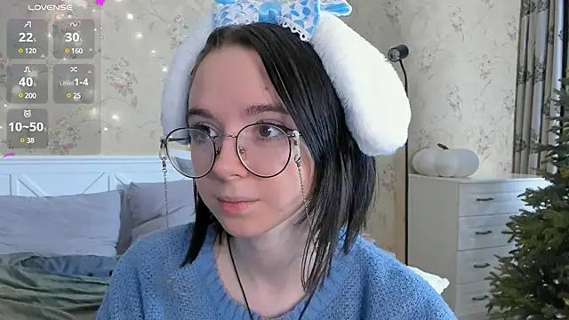 Snapshot of Nora_Failure chatting on January 10, 2025, 10:17 am Nora Failure online show from January 10, 2025, 10:17 am