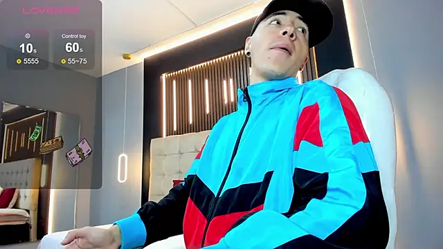 Lobo 17  online show from February 25, 2026, 3:40 am