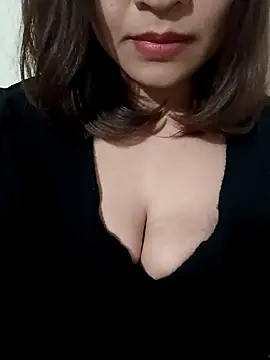 Snapshot of AssAsiancute chatting on January 12, 2025, 4:40 pm AssAsiancute online show from January 12, 2025, 4:40 pm