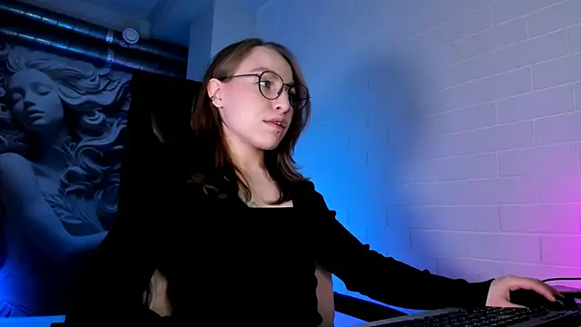 AphexQueen online show from April 25, 2026, 1:14 pm