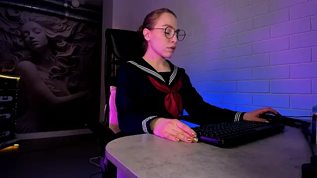 AphexQueen online show from February 9, 2026, 9:07 am