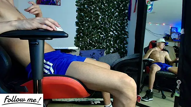 twink sebas  online show from January 31, 2025, 9:27 am