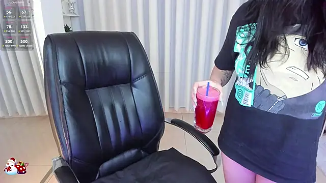 misshoneyxxx online show from December 4, 2025, 4:33 am