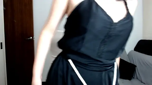 Snapshot of Laura-pervert chatting on February 14, 2026, 2:12 am Laura-pervert online show from February 14, 2026, 2:12 am