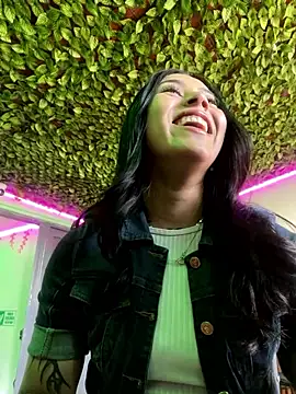 emily 22x online show from September 13, 2025, 9:59 pm