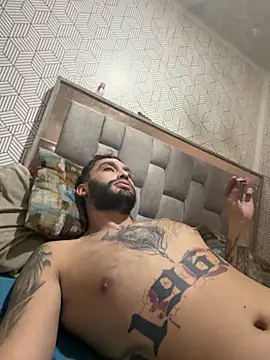 Snapshot of openmind_boy chatting on February 13, 2026, 2:33 am openmind boy online show from February 13, 2026, 2:33 am