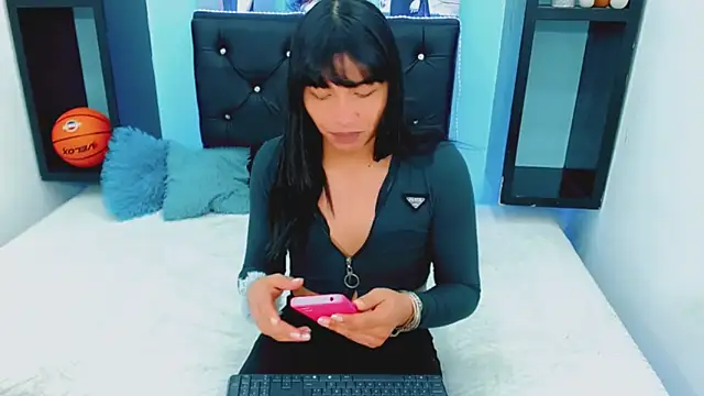 antonela xxx online show from October 24, 2025, 7:57 pm