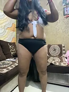 Snapshot of Tameesh_sexy_mistress chatting on October 2, 2025, 6:00 pm Tameesh sexy mistress online show from October 2, 2025, 6:00 pm