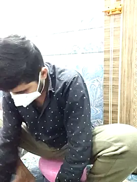 Snapshot of Ishan003 chatting on November 20, 2025, 2:40 pm Ishan003 online show from November 20, 2025, 2:40 pm