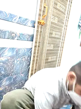 Snapshot of Ishan003 chatting on November 4, 2025, 2:21 pm Ishan003 online show from November 4, 2025, 2:21 pm