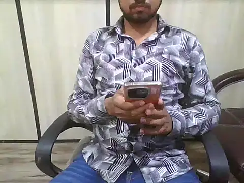 Snapshot of Ishan003 chatting on February 15, 2025, 9:05 am Ishan003 online show from February 15, 2025, 9:05 am