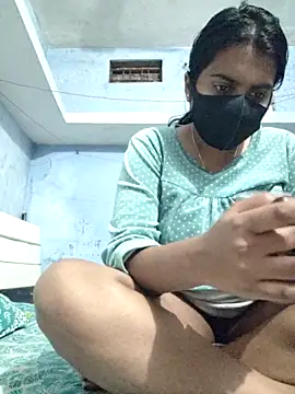 Snapshot of Priya_Strip chatting on February 17, 2025, 7:01 pm Priya Strip online show from February 17, 2025, 7:01 pm