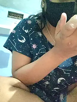 Snapshot of Priya_Strip chatting on February 3, 2025, 8:13 pm Priya Strip online show from February 3, 2025, 8:13 pm