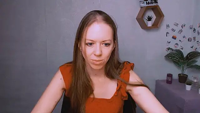 GloriaSi  online show from October 8, 2025, 10:50 am